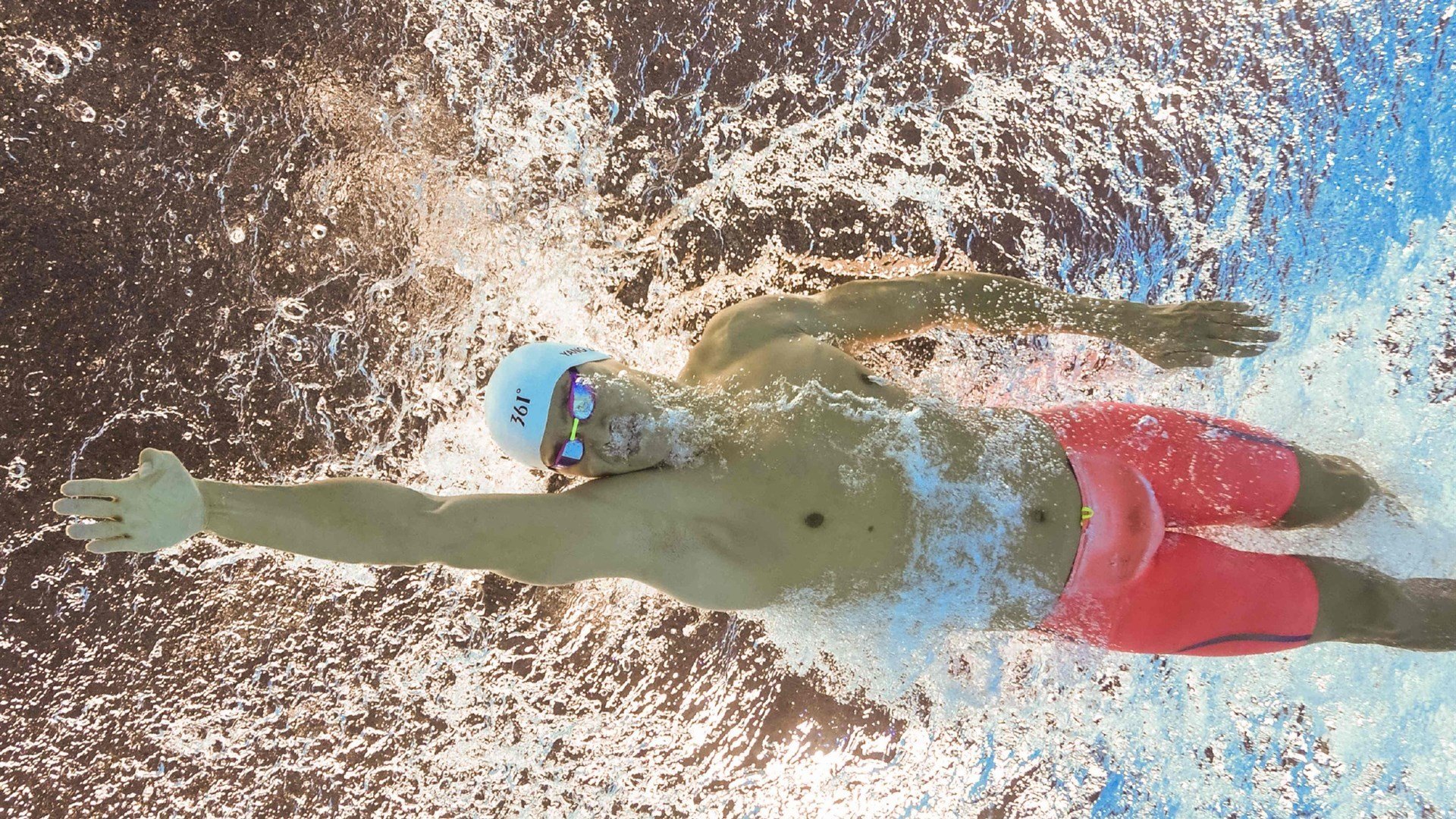 开云体育客服-中国足球技术水平不断提高，比赛竞技性增强，中国足球如何才能提高