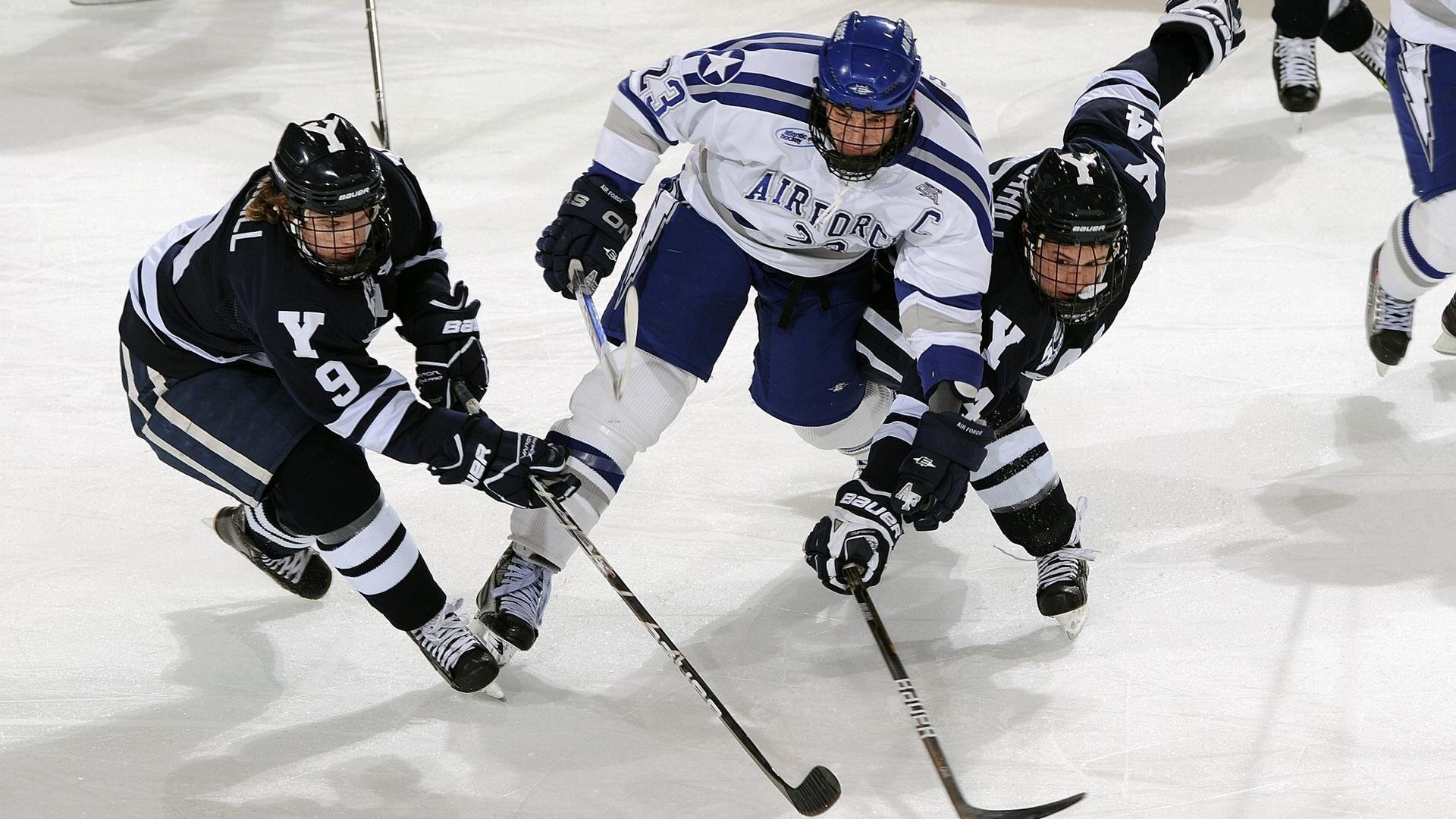 开yun官网-中外足球交流活动频繁，促进互学互鉴，中西方传统足球文化比较